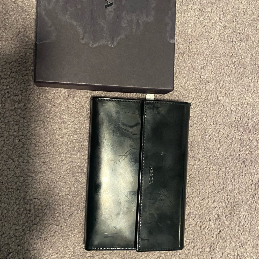 PRADA WALLET BLACK
